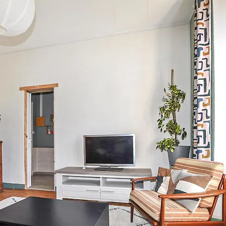 1 Bedroom Beautiful In *