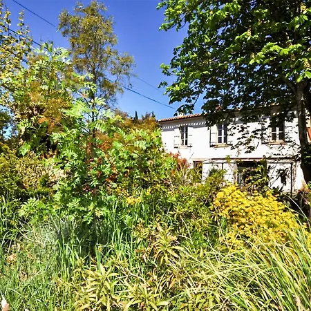 1 Bedroom Beautiful In * Verzeille