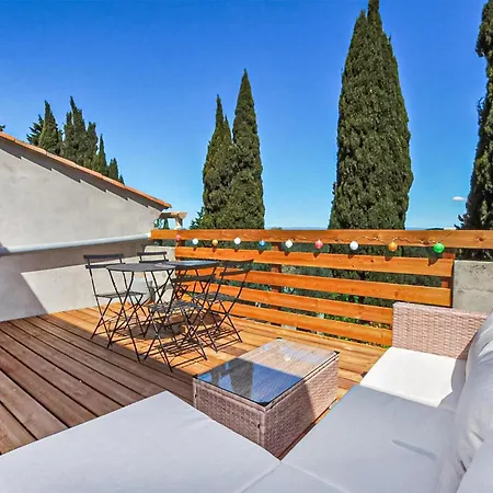 1 Bedroom Beautiful In Verzeille